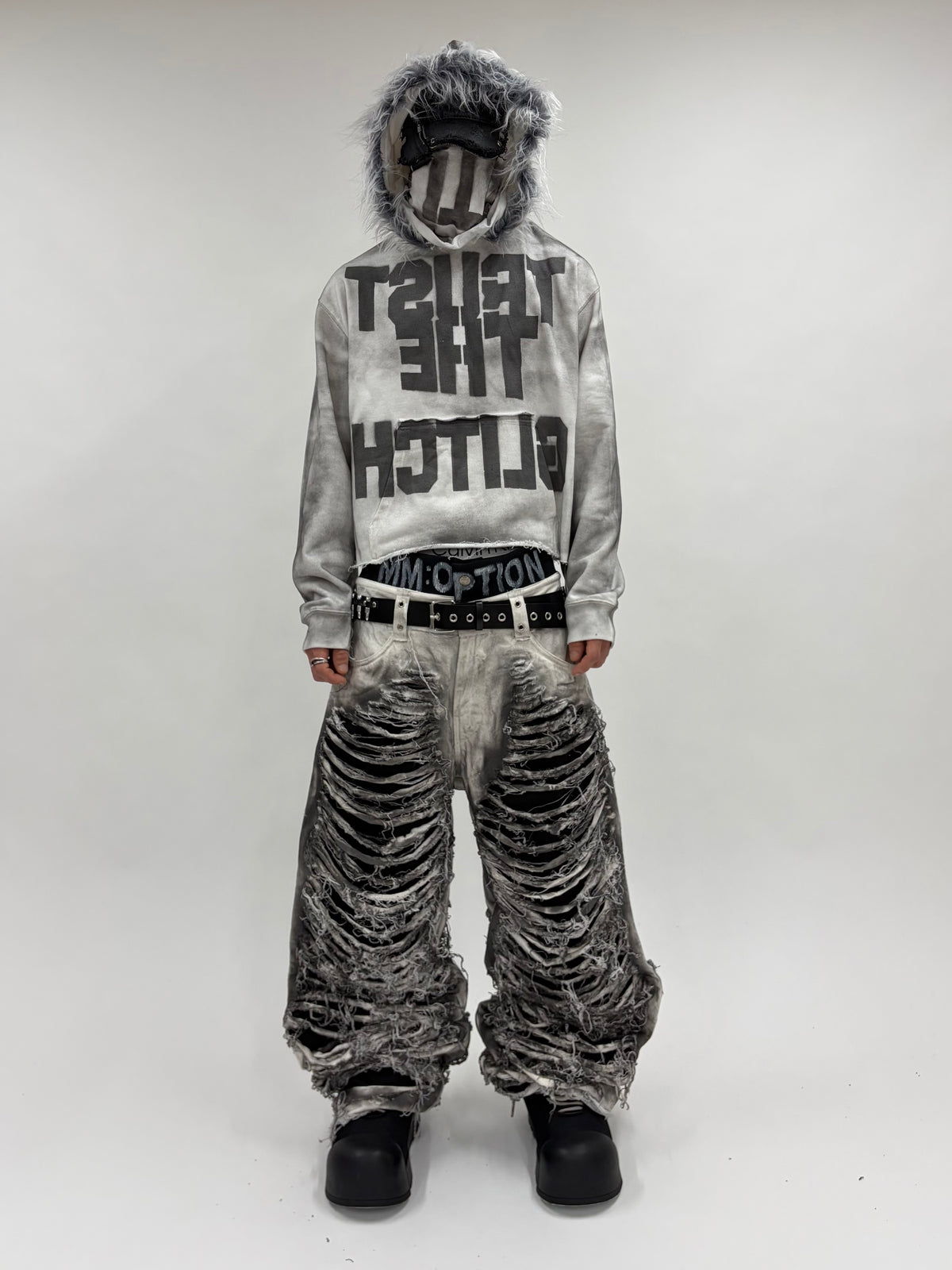 GLITCH TRUST FUR HOODIE