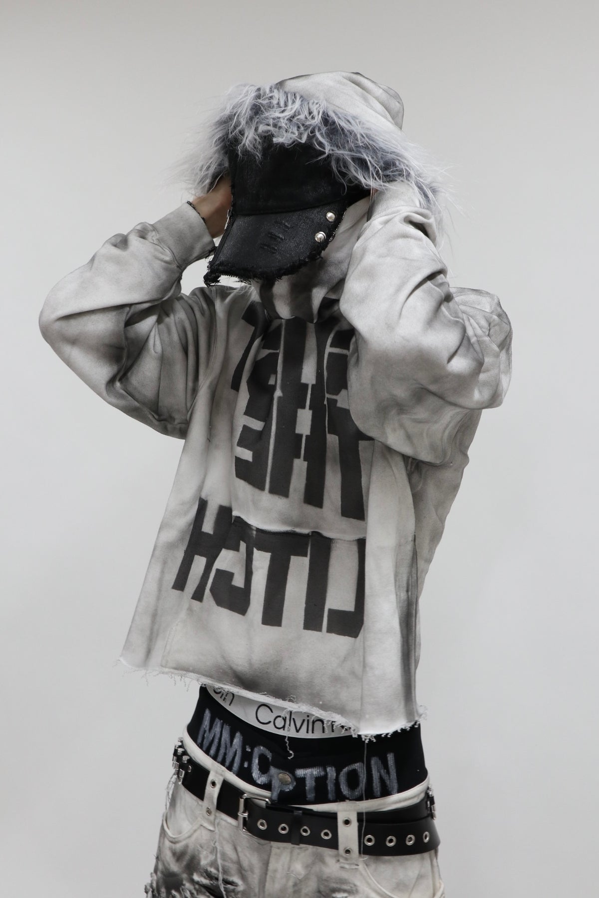 GLITCH TRUST FUR HOODIE
