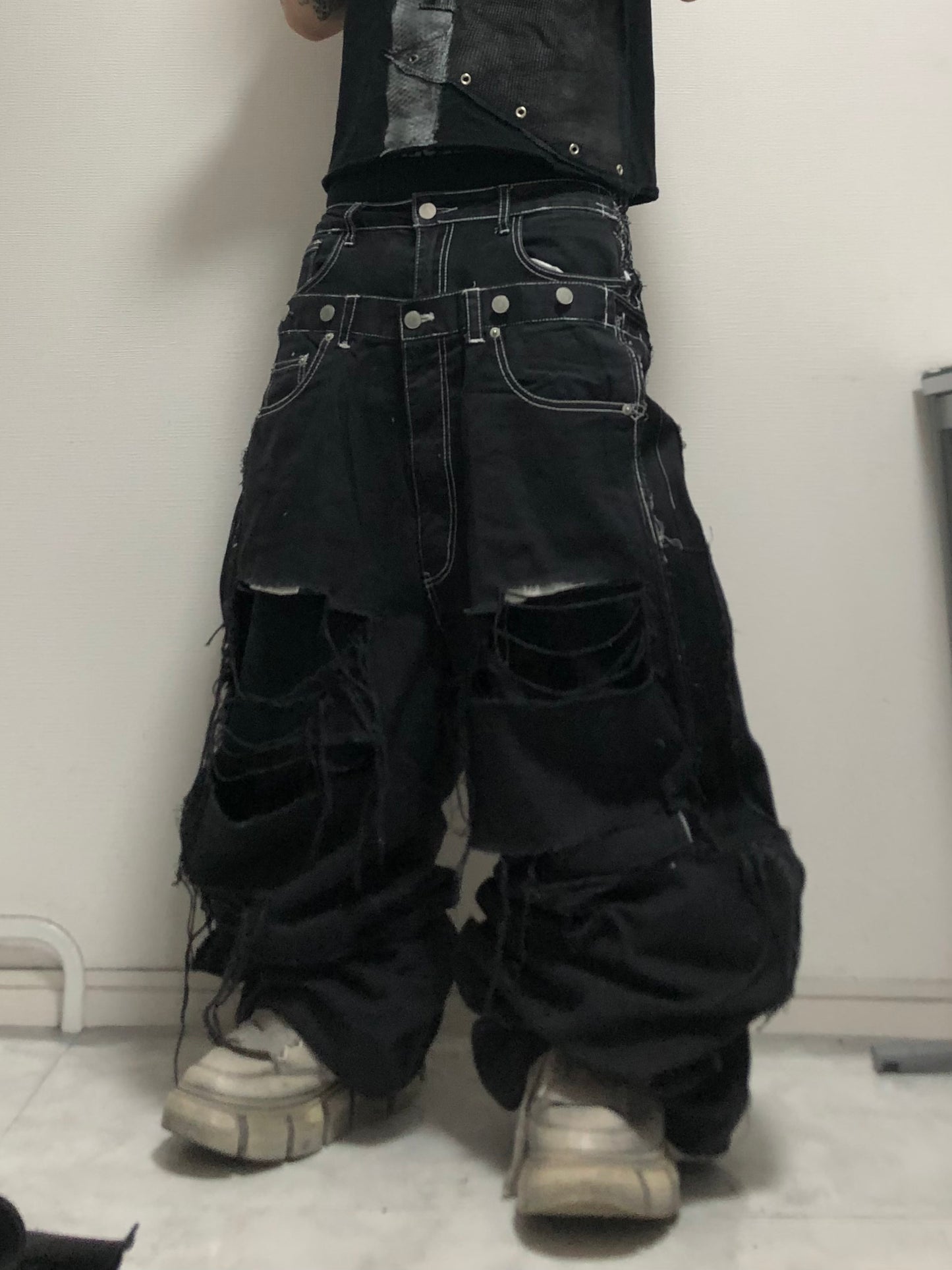 FRACTURED LAYER  PAINTER DENIM