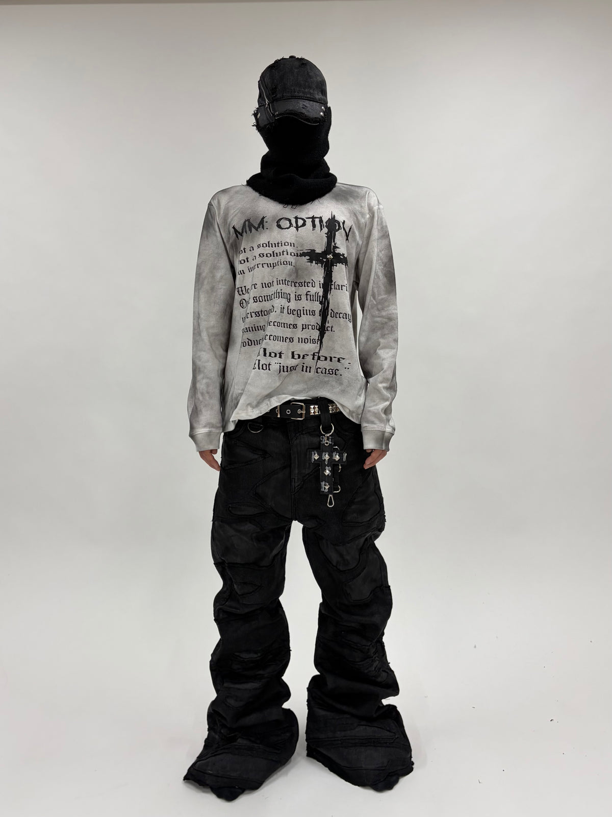 ERODED FLARE DENIM