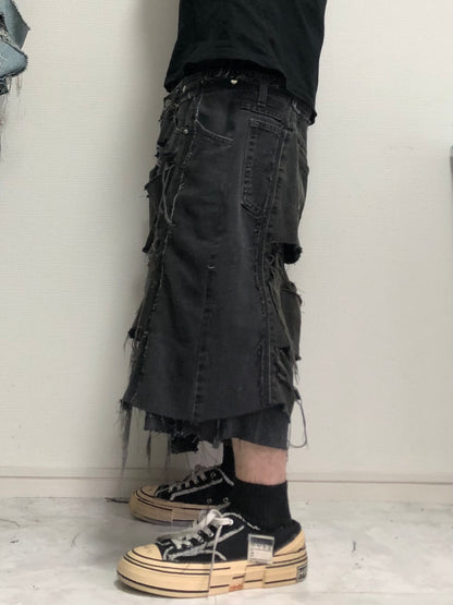 docking half black denim pants