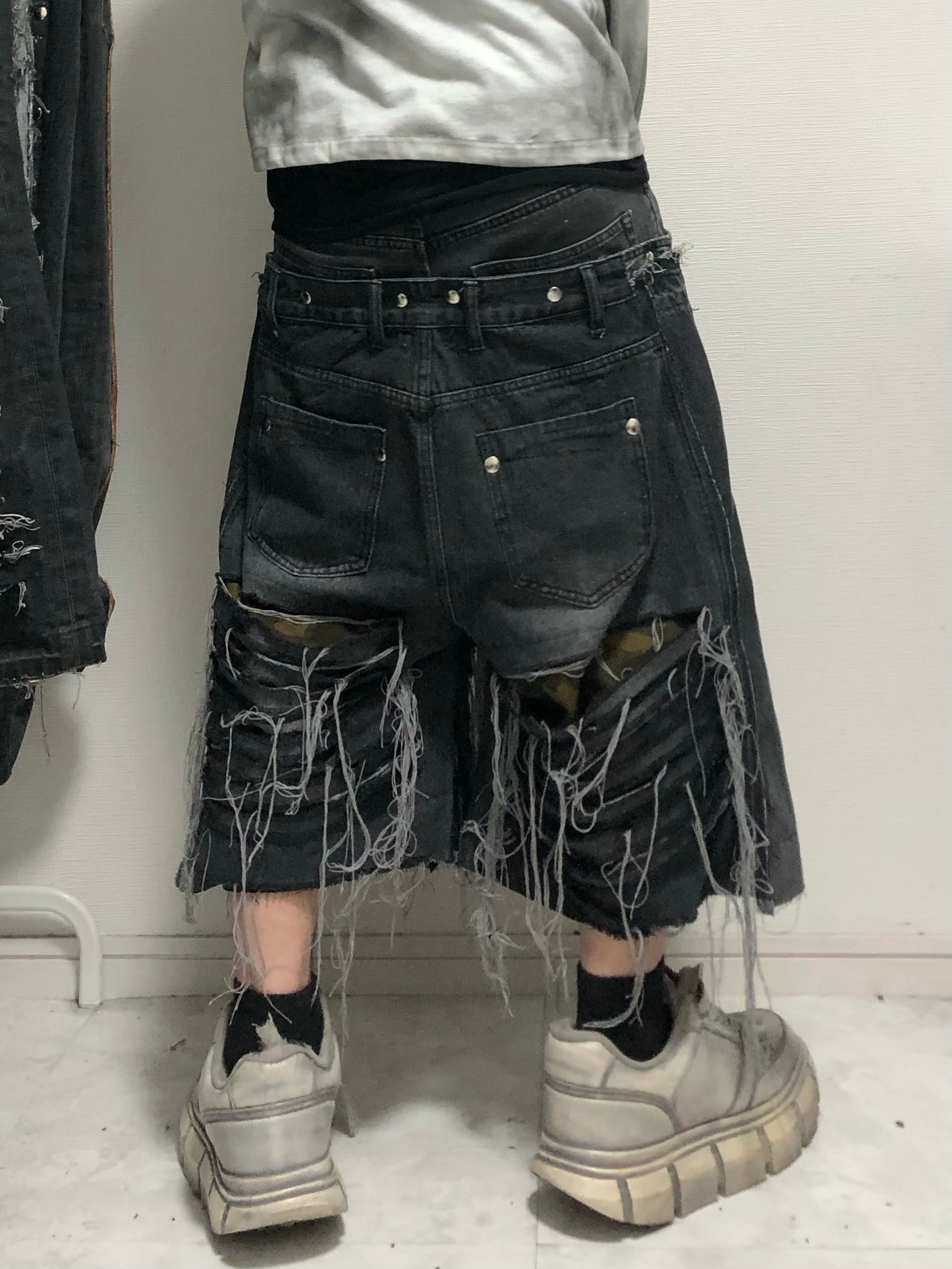 SHRED CAMO denim pants