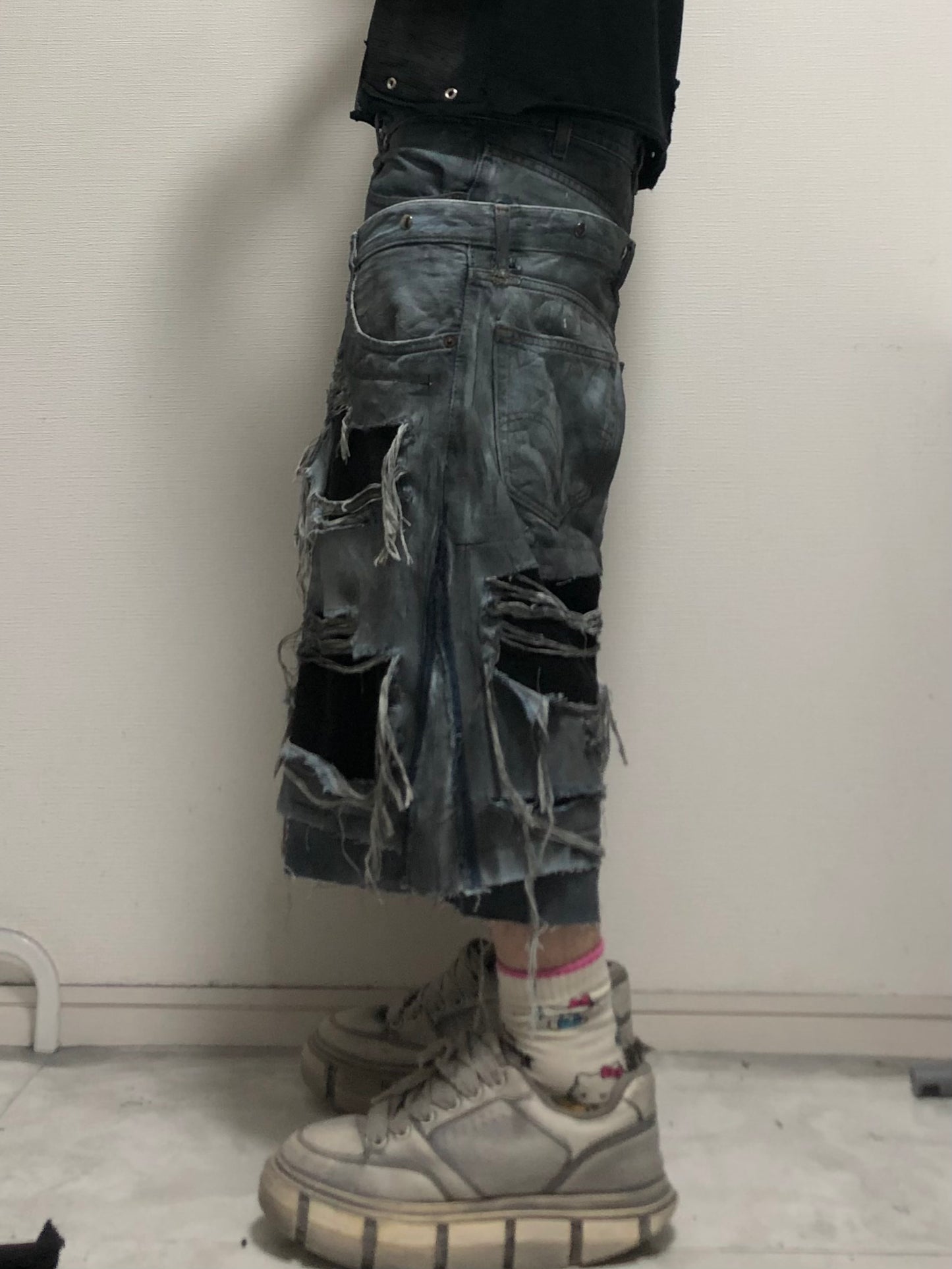 GHOST WASH SHORTS
