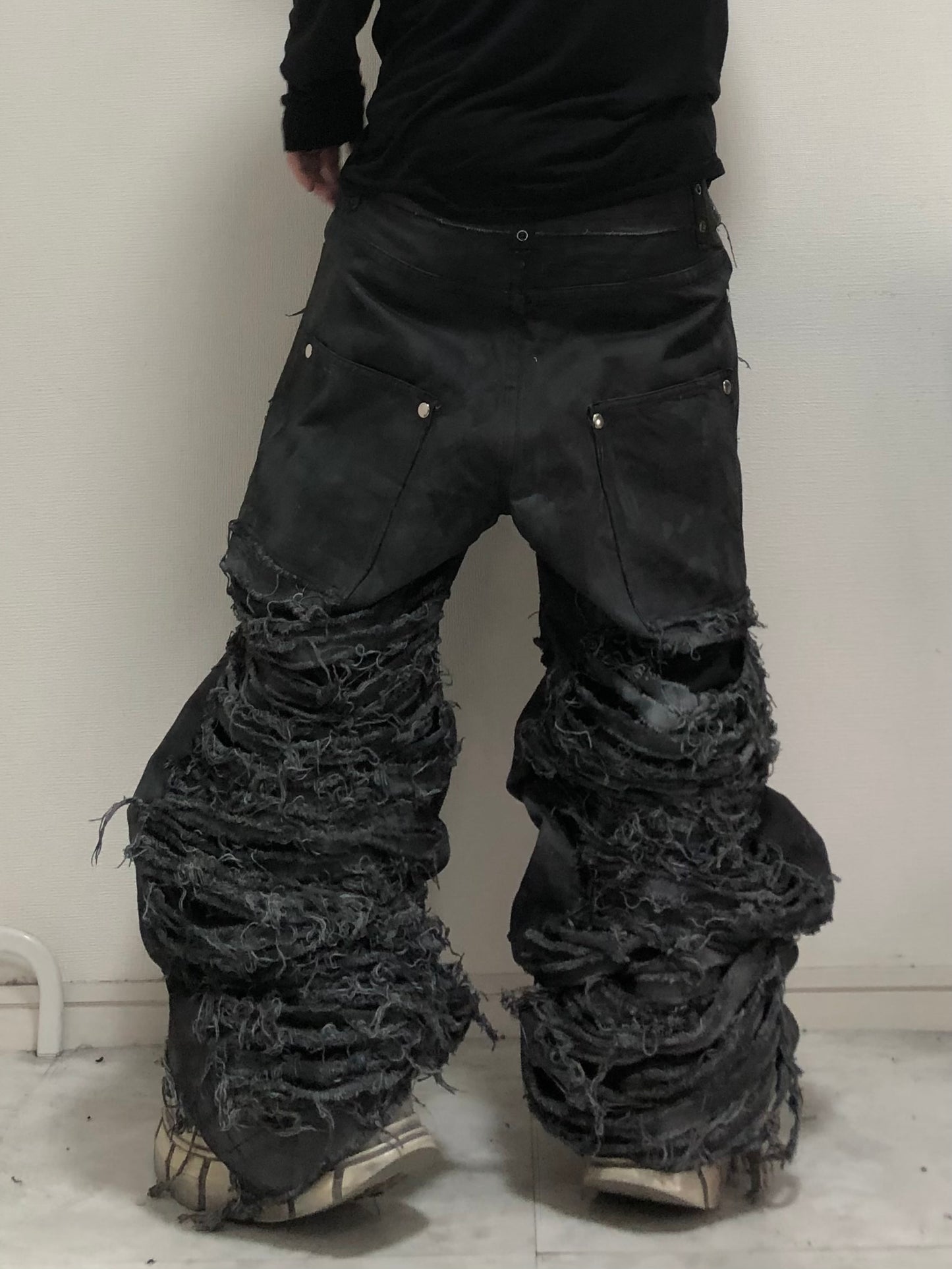 CORRUPTED SKIN DENIM