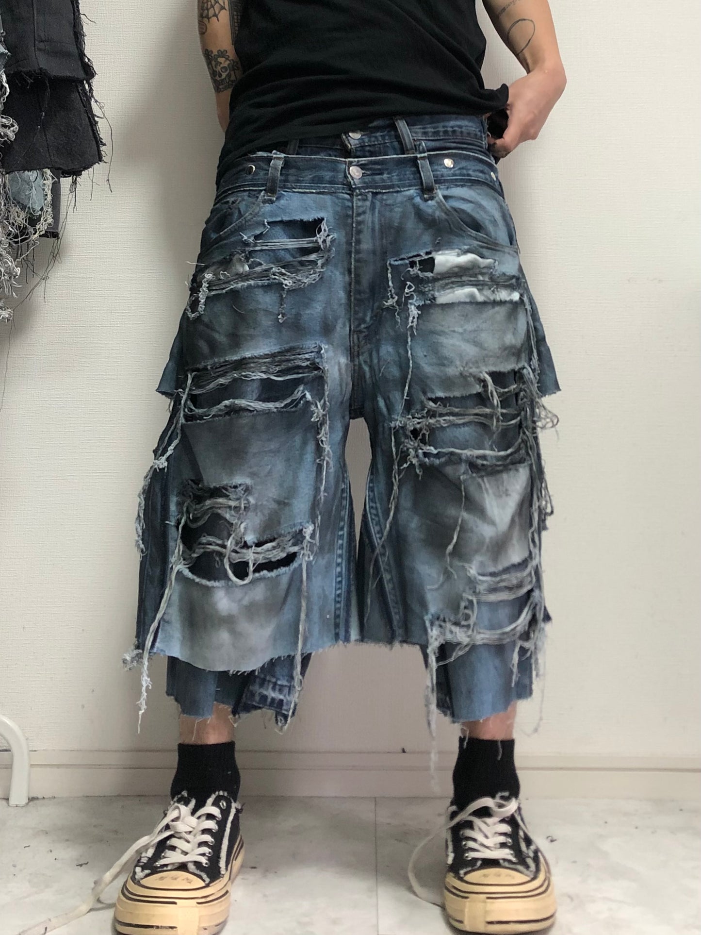 docking half damage denim pants