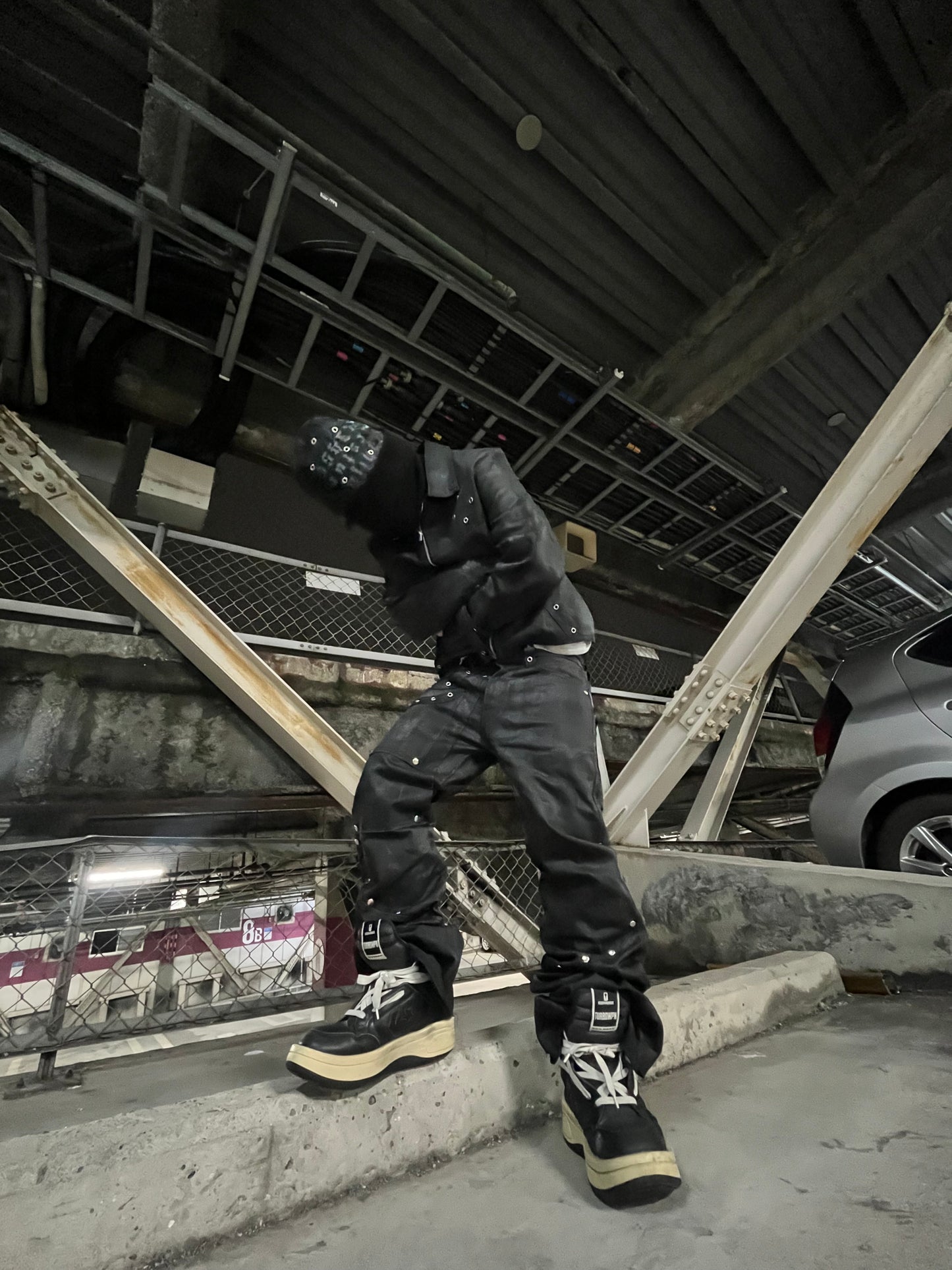 (受注) STRUCTURE PANEL TROUSERS