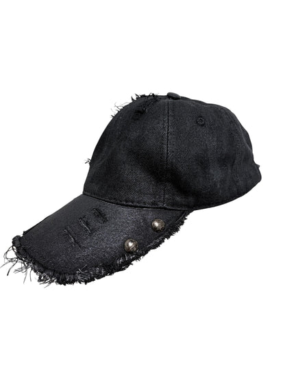BRACED CAP