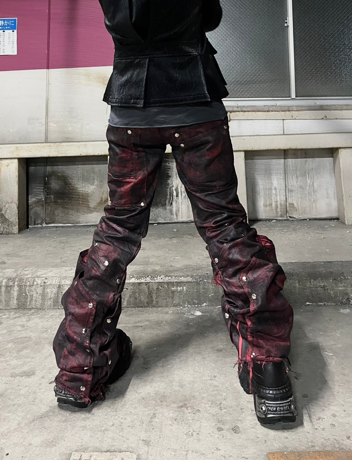BLOOD STAIN DENIM